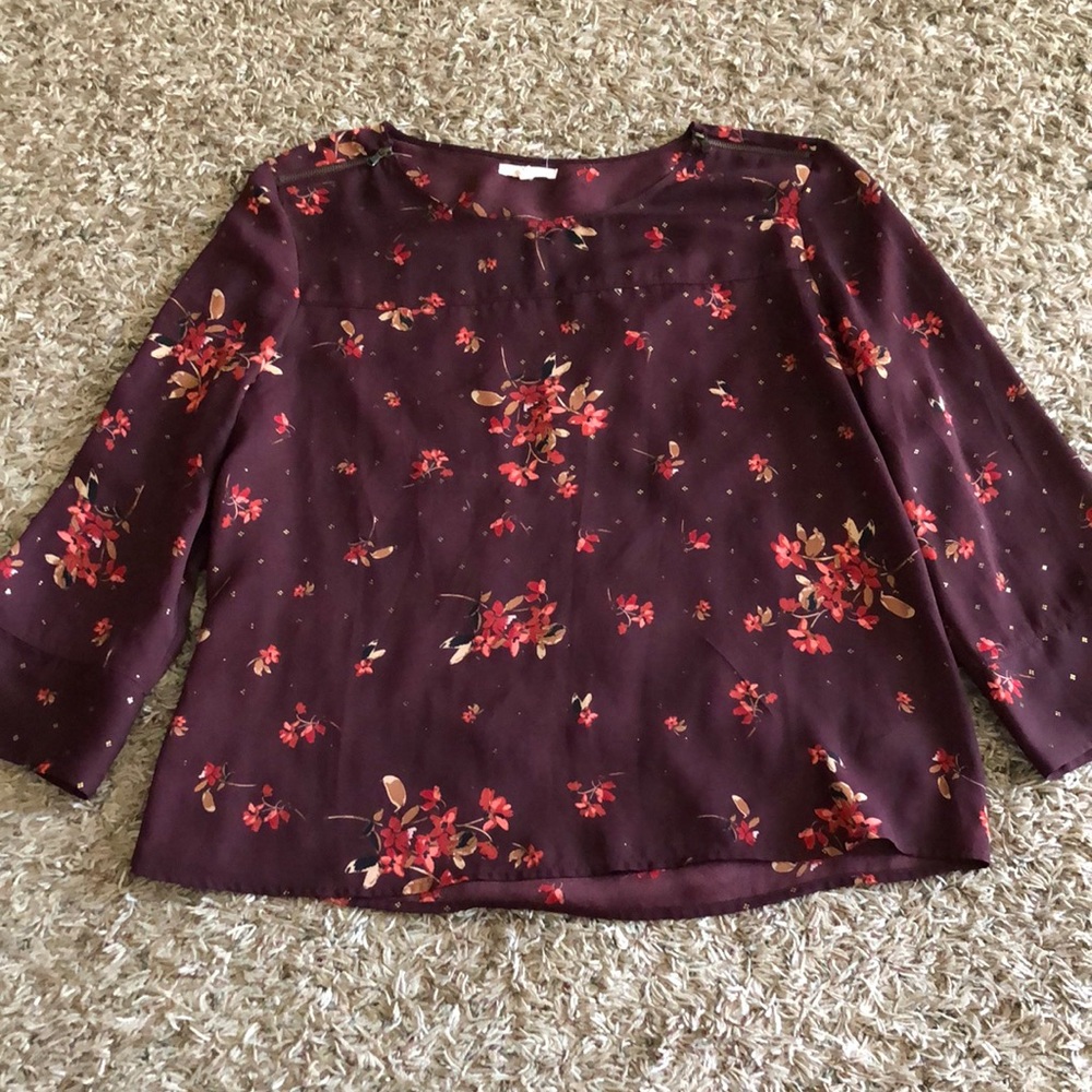 Maurices lightweight shirt size XL